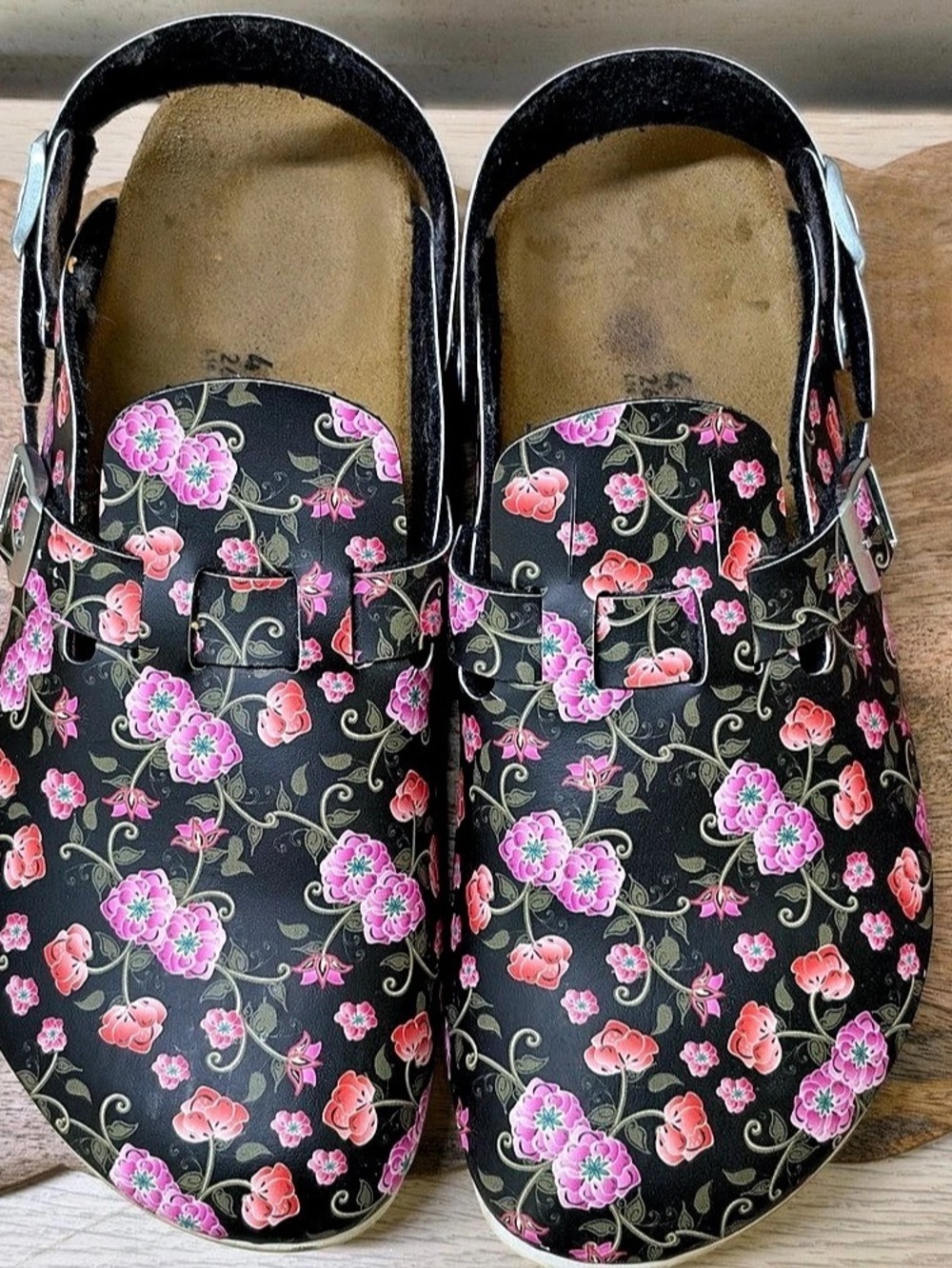 Birkenstock Kay Prof Blooming Roses Black Floral Clogs - Picture 7 of 8